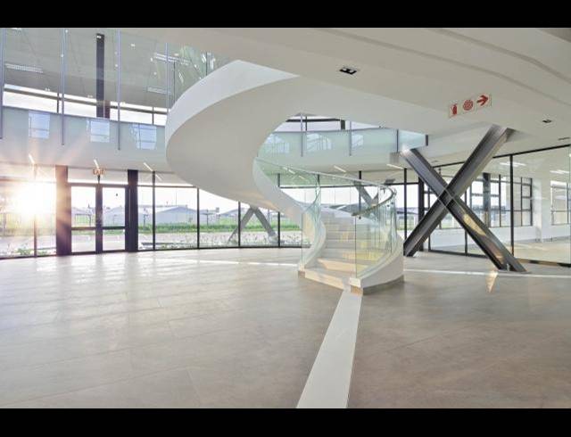 BUSINESS PROPERTY TO RENT IN BOKSBURG